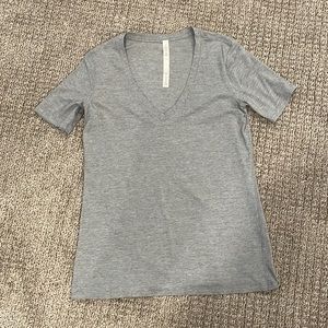 Lululemon T-shirt
